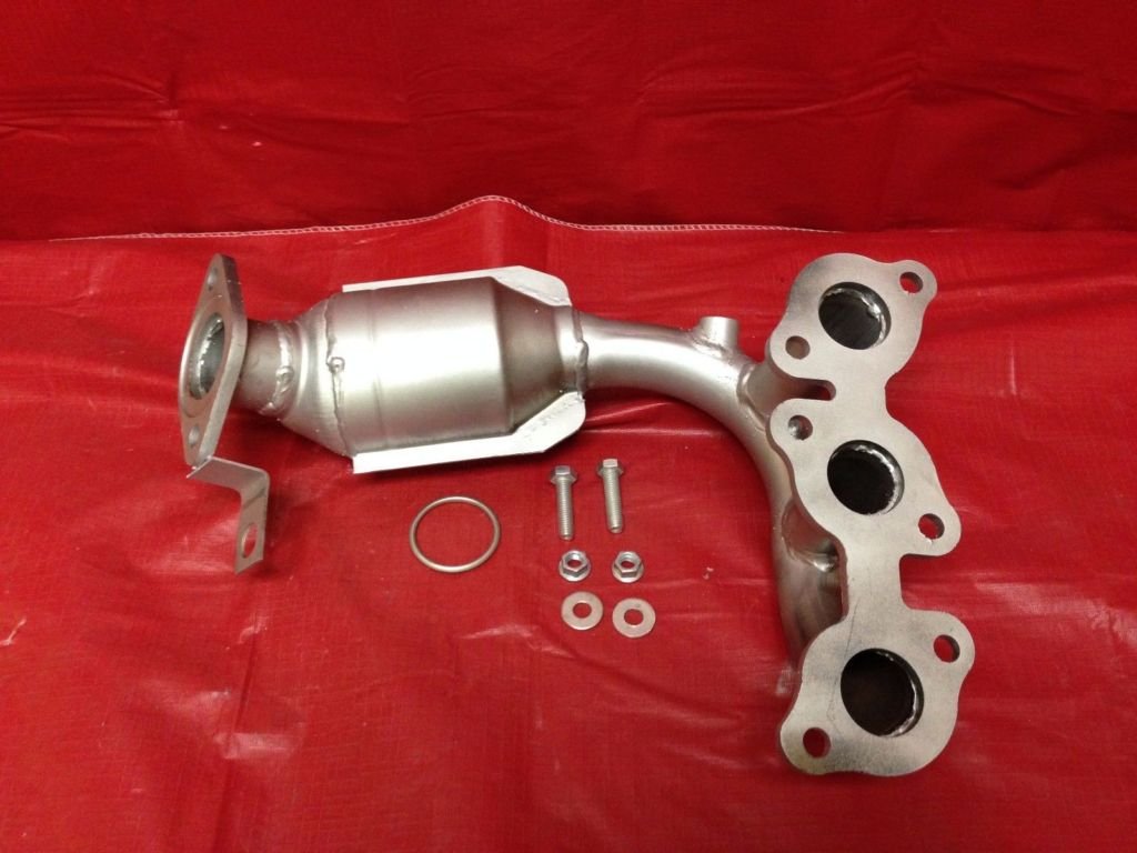 TOYOTA SIENNA FWDAWD 3.3L FORNT MANIFOLD CATALYTIC CONVERTER 2004 2005