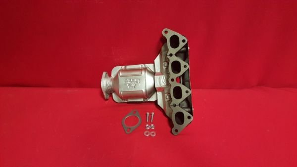 Aazon.co: NEWZQ Front Anifold Catalytic Converter Copatible With