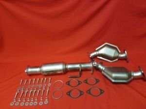 Catalytic_Converters for Saturn Outlook 3.6 V6 Left and Right+Rear Catalytic Converter 2009 2010 Left Side-Rad and Right Side-Firewall+Rear