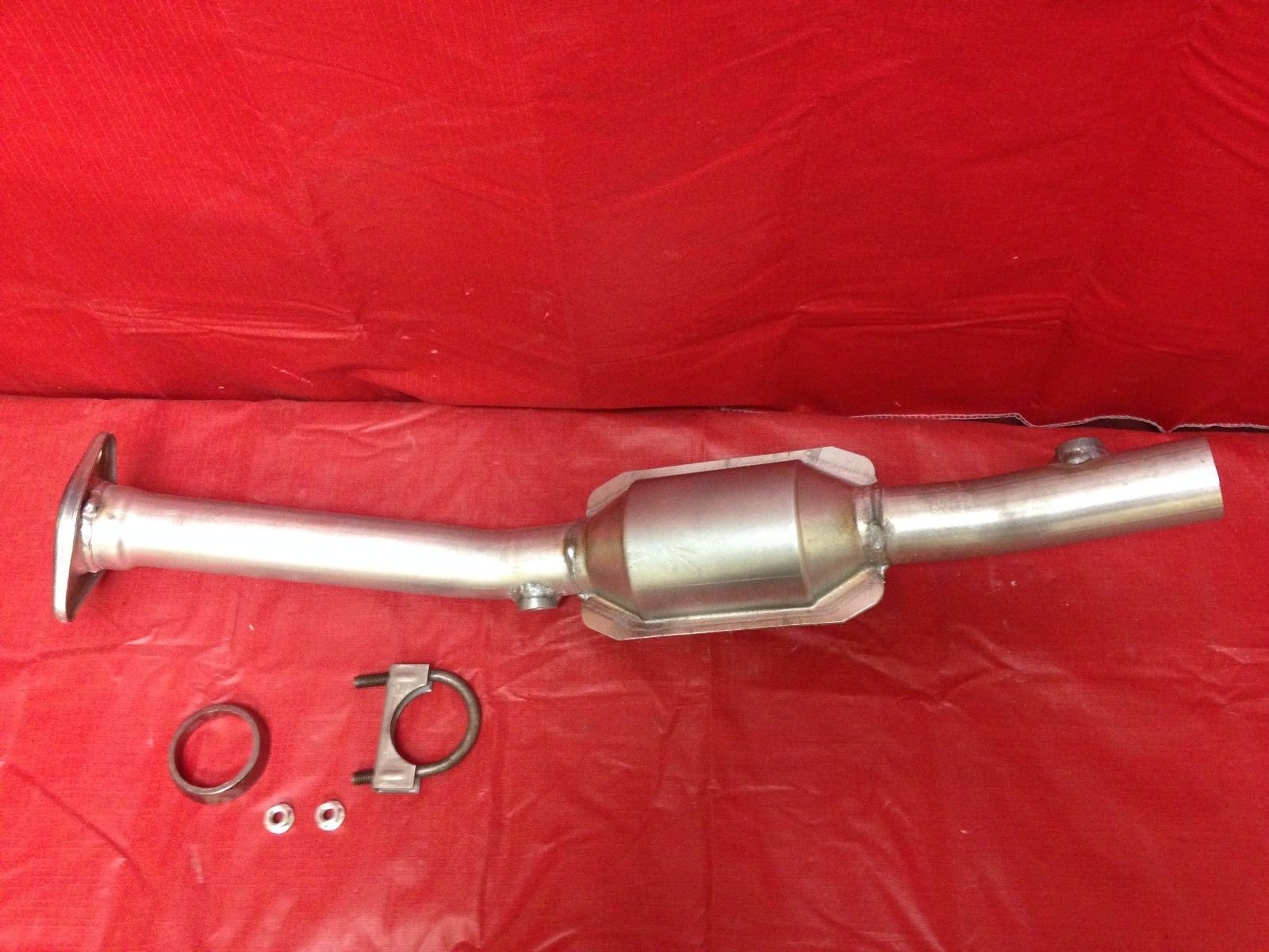 Toyota Echo 1.5L DIRECTFIT CATALYTIC CONVERTER 2000 2001 2002 2003